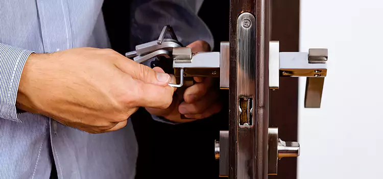 Commercial Door Lock Repair North Lynnwood